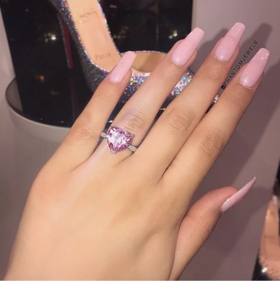 New Elegant Pink Sapphire Heart Ring - Picture 5 of 9